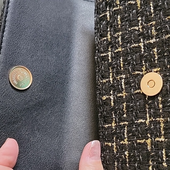 BADGLEY MISCHKA NY Tweed Shoulder Bag w/Gold Tone Chain Strap Black NWT - Picture 7 of 13